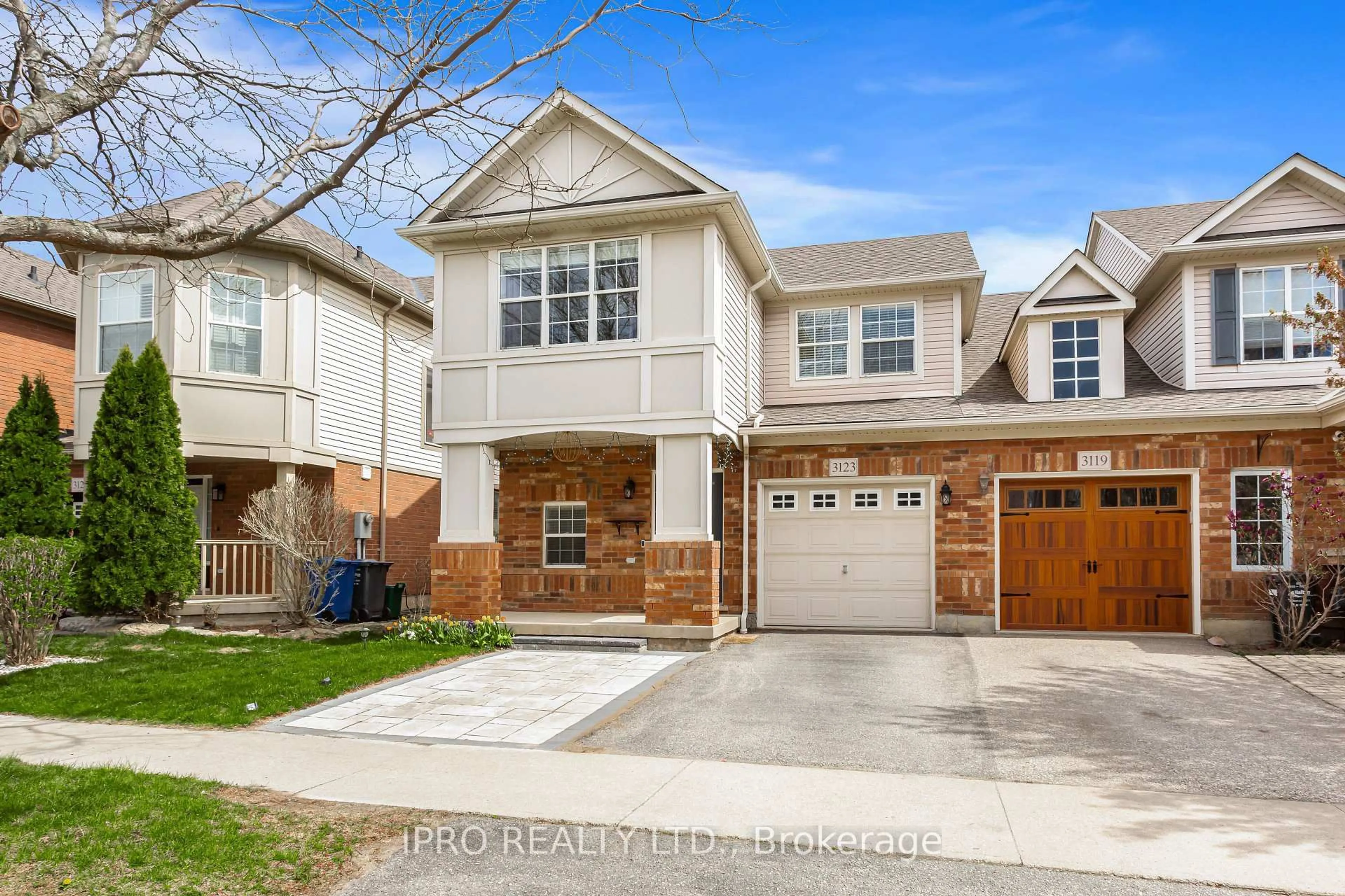 Home with brick exterior material, street for 3123 Edgar Ave, Burlington Ontario L7M 0A6
