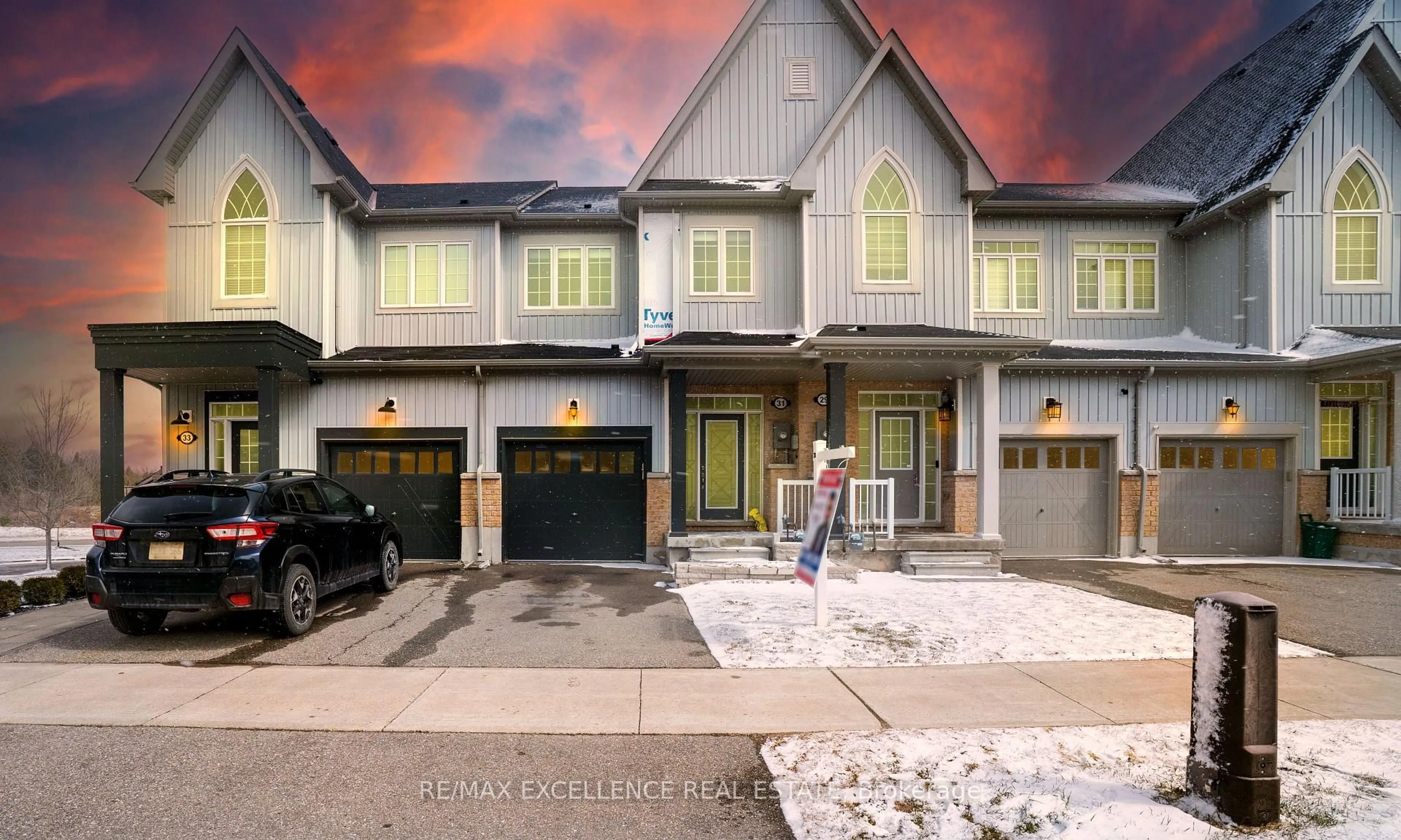 Home with brick exterior material, street for 31 Porter Dr, Orangeville Ontario L9W 6Z5