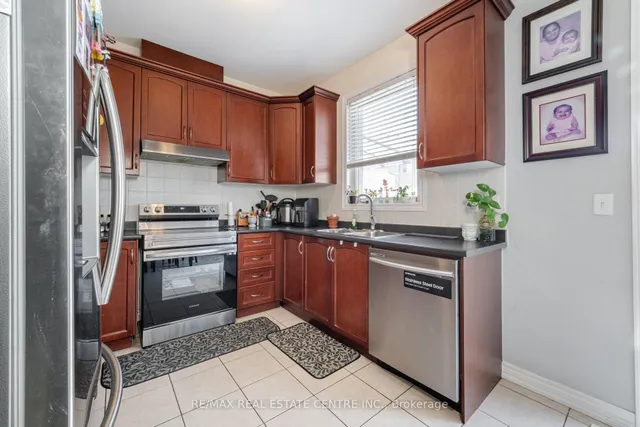 Additional image 33 of 15 Vanderpool Cres