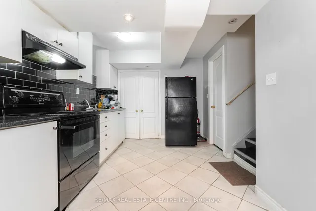 Additional image 17 of 15 Vanderpool Cres