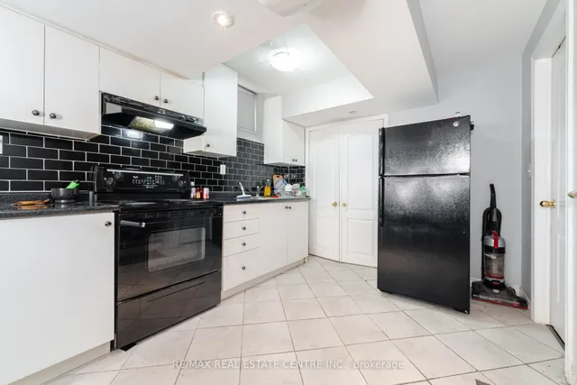 Additional image 16 of 15 Vanderpool Cres