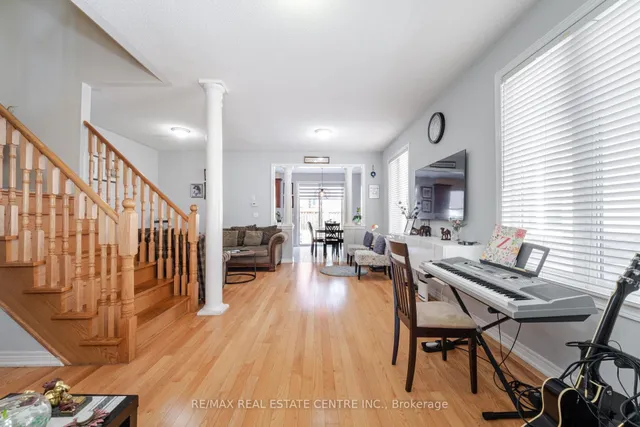 Additional image 43 of 15 Vanderpool Cres