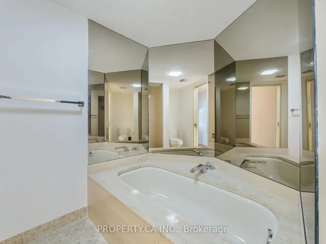 Additional property image - 2010 Islington Ave Unit 304