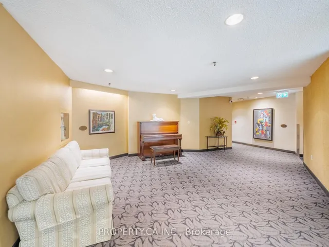 Additional property image - 2010 Islington Ave Unit 304