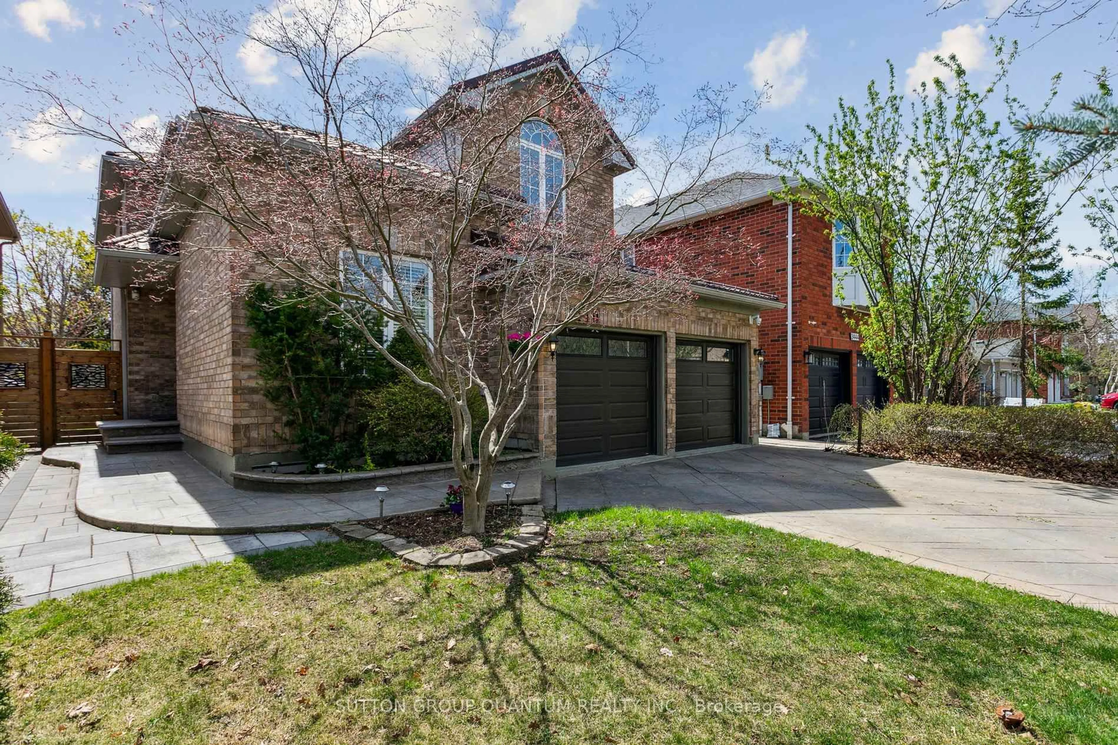Home with brick exterior material, street for 3440 CROMPTON Cres, Mississauga Ontario L5B 4C5