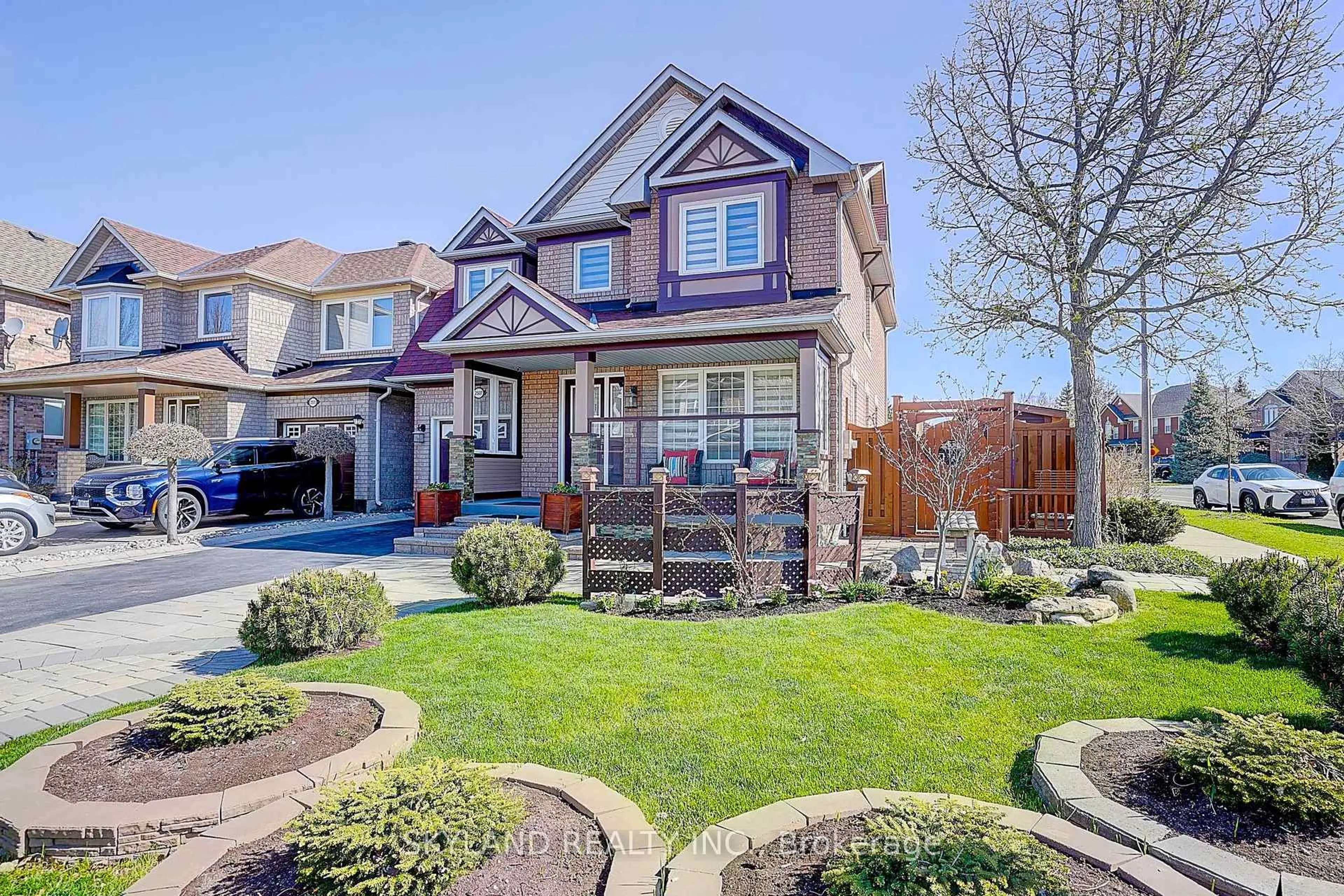 Home with brick exterior material, street for 2507 DASHWOOD Dr, Oakville Ontario L6M 4C1
