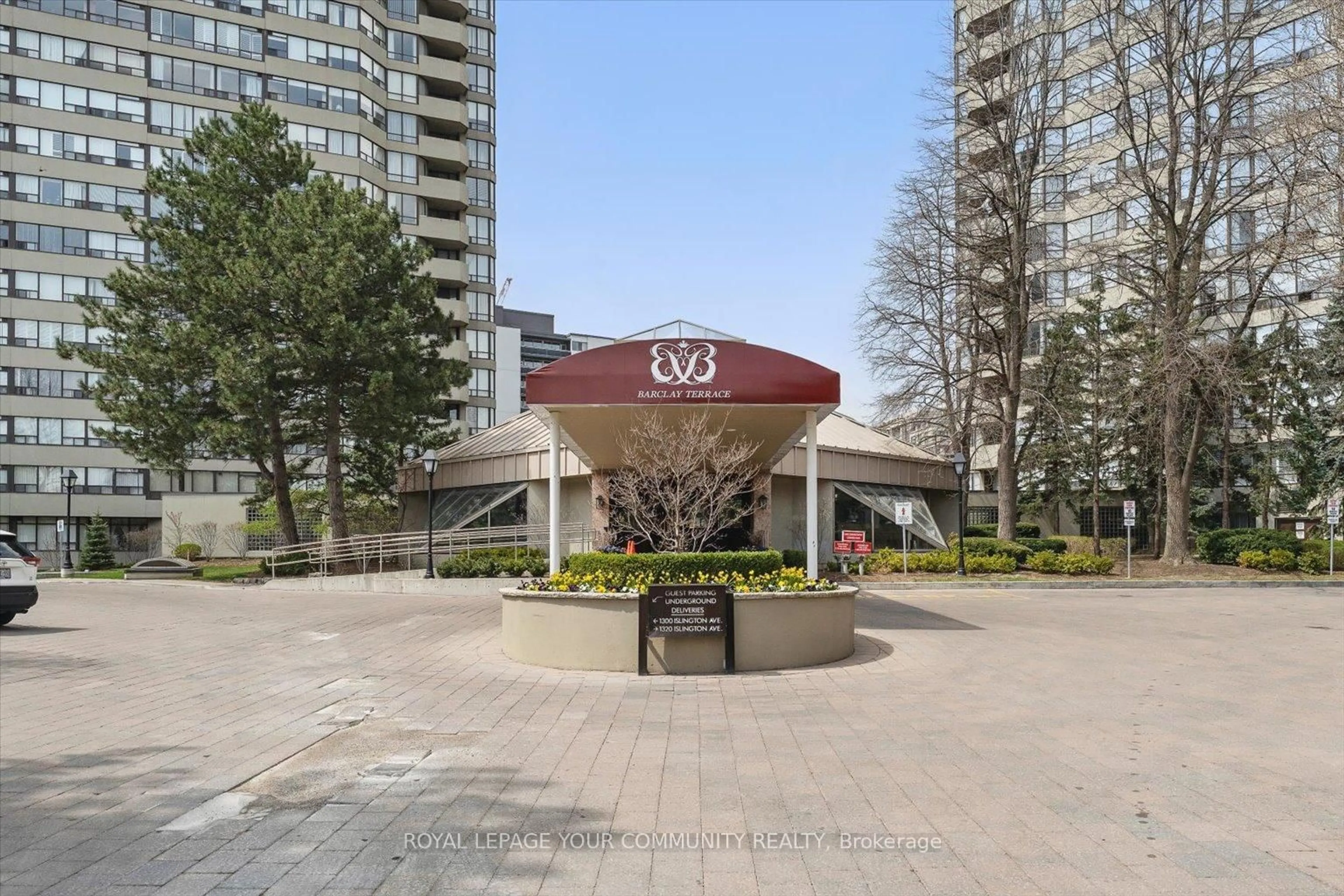 Unknown for 1320 Islington Ave #209, Toronto Ontario M9A 5C6