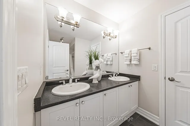 Additional property image - 170 Forbes Terr
