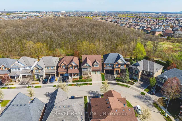 Additional property image - 170 Forbes Terr