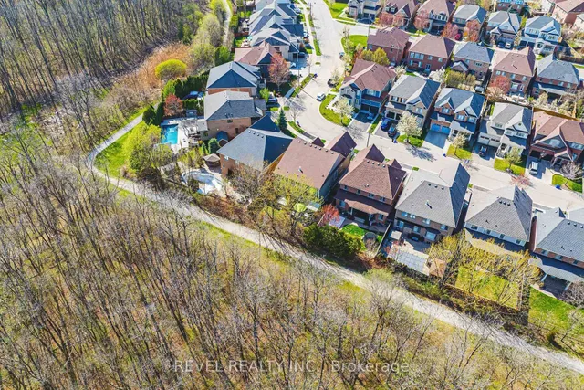Additional property image - 170 Forbes Terr