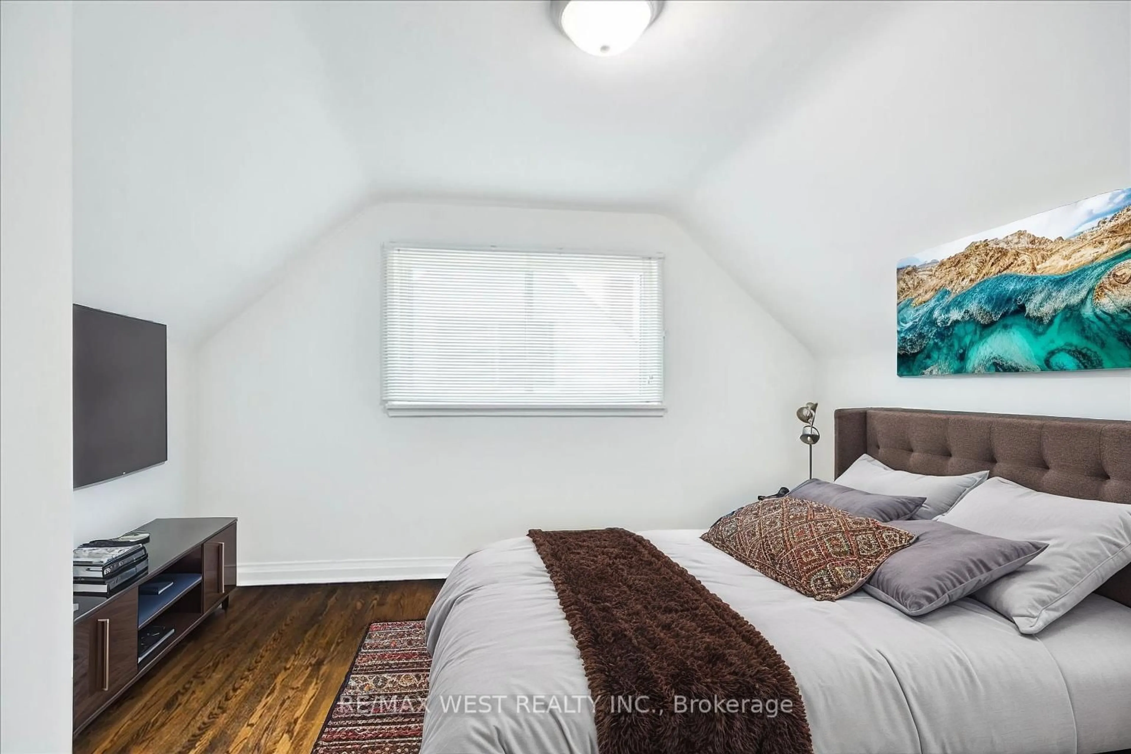 Bedroom with bed, unknown for 20 Boniface Ave, Toronto Ontario M9W 1T6