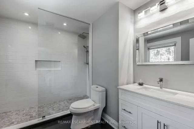 Additional property image - 4463 Hawthorne Dr