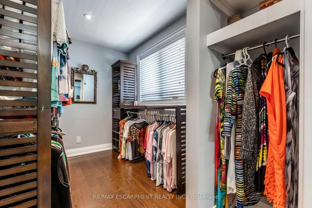 Additional property image - 4463 Hawthorne Dr
