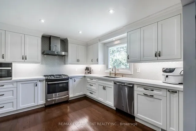 Additional property image - 4463 Hawthorne Dr