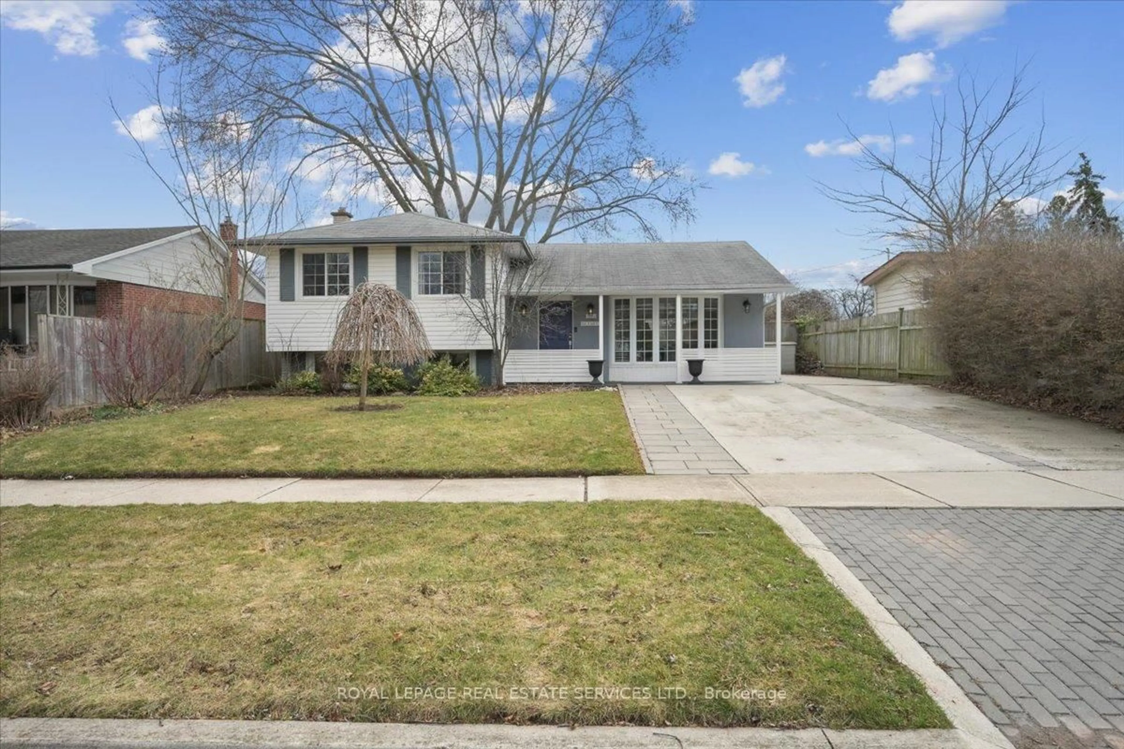 Unknown for 5336 Windermere Dr, Burlington Ontario L7L 3M1