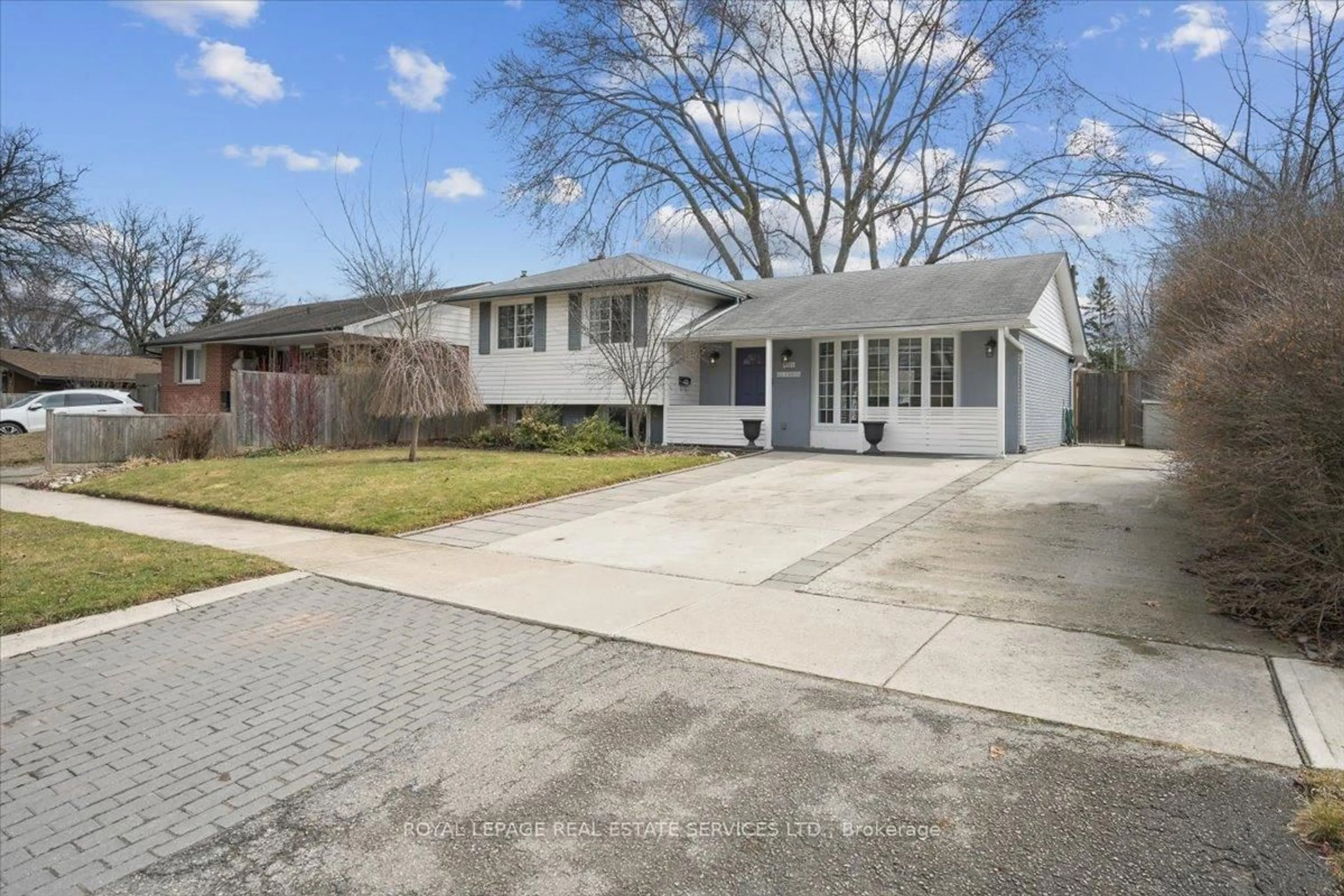 Unknown for 5336 Windermere Dr, Burlington Ontario L7L 3M1
