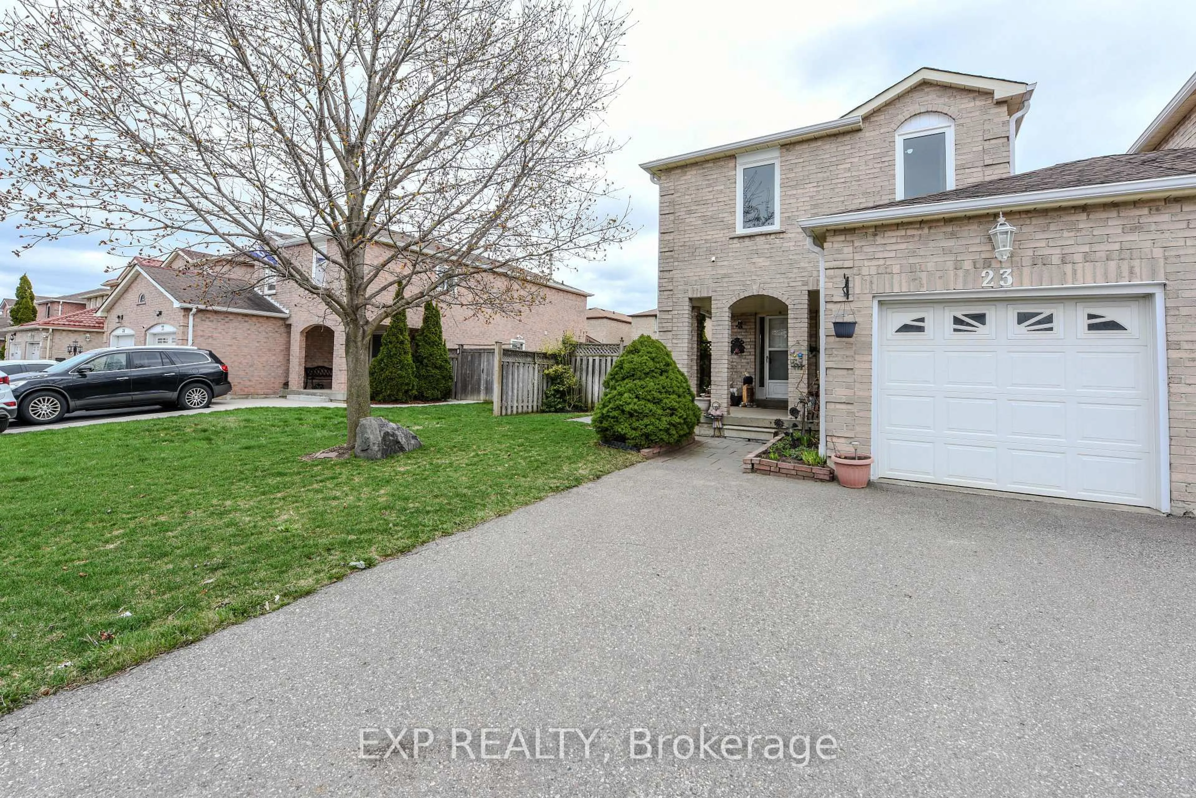 A pic from outside/outdoor area/front of a property/back of a property/a pic from drone, street for 23 Sandmere Ave, Brampton Ontario L6Z 4B5