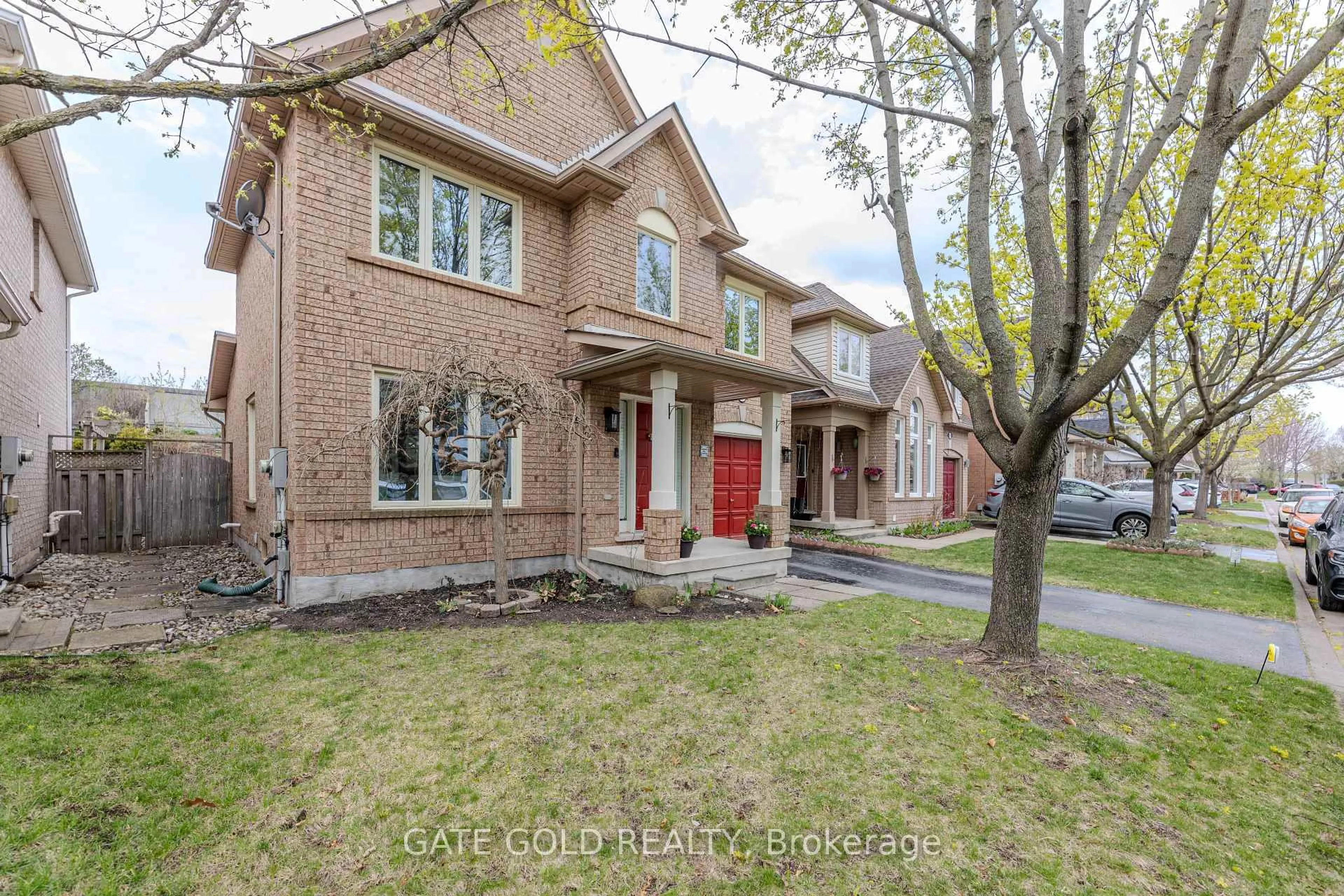 Home with brick exterior material, street for 5154 Ridgewell Rd, Burlington Ontario L7L 6N7