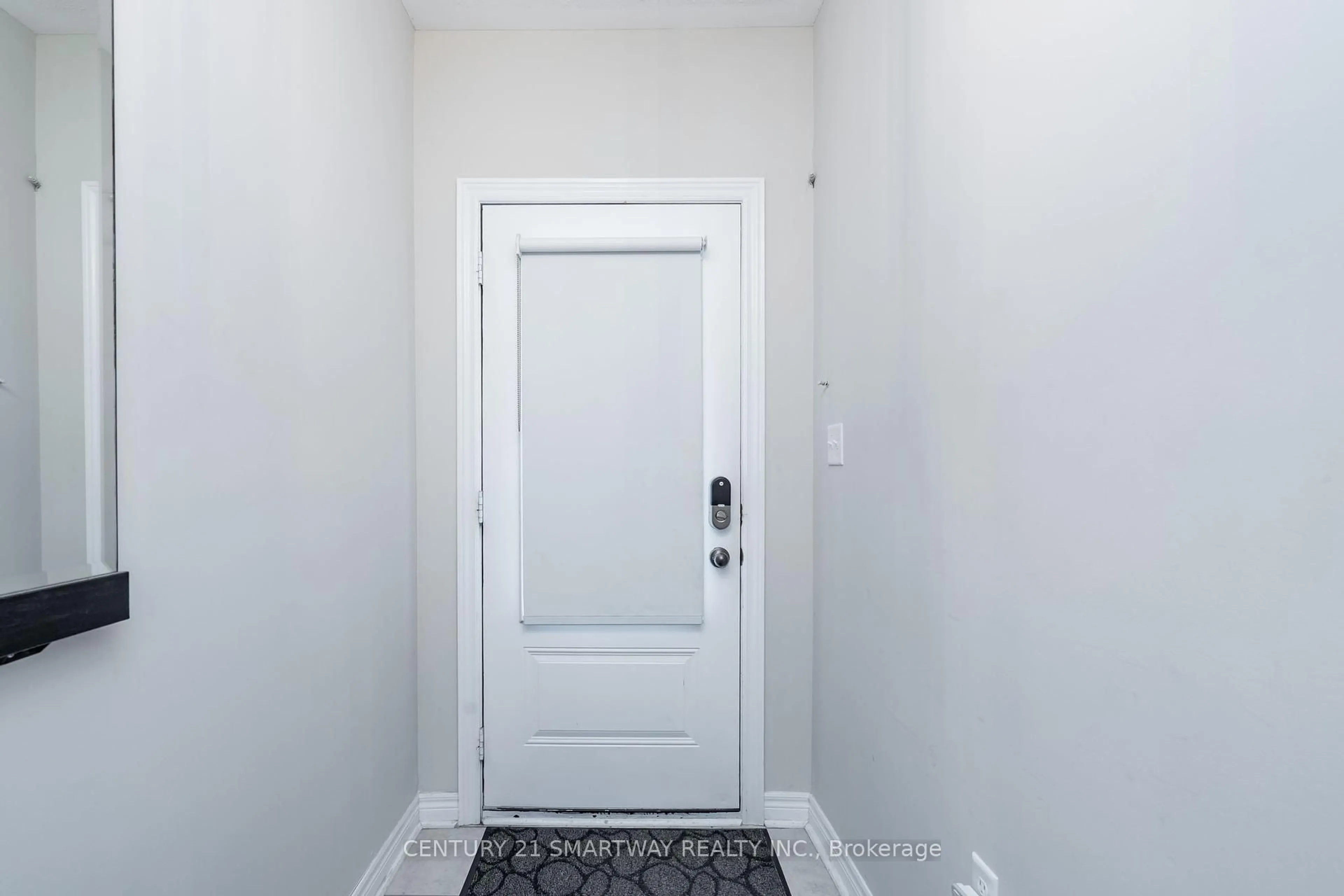 Indoor entryway for 49 Padbury Tr, Brampton Ontario L7A 0B2