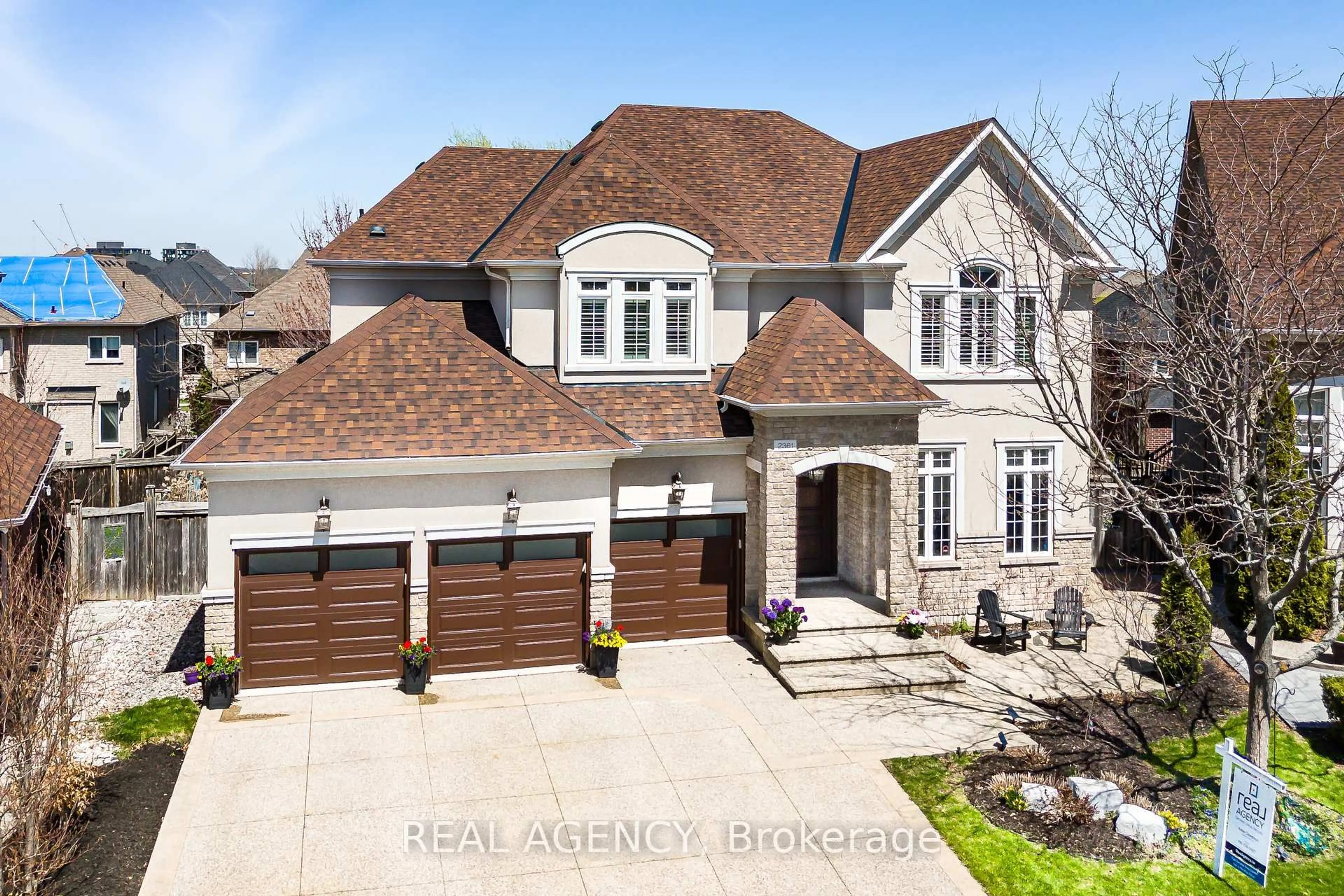 Home with brick exterior material, street for 2361 Delnice Dr, Oakville Ontario L6H 0A9