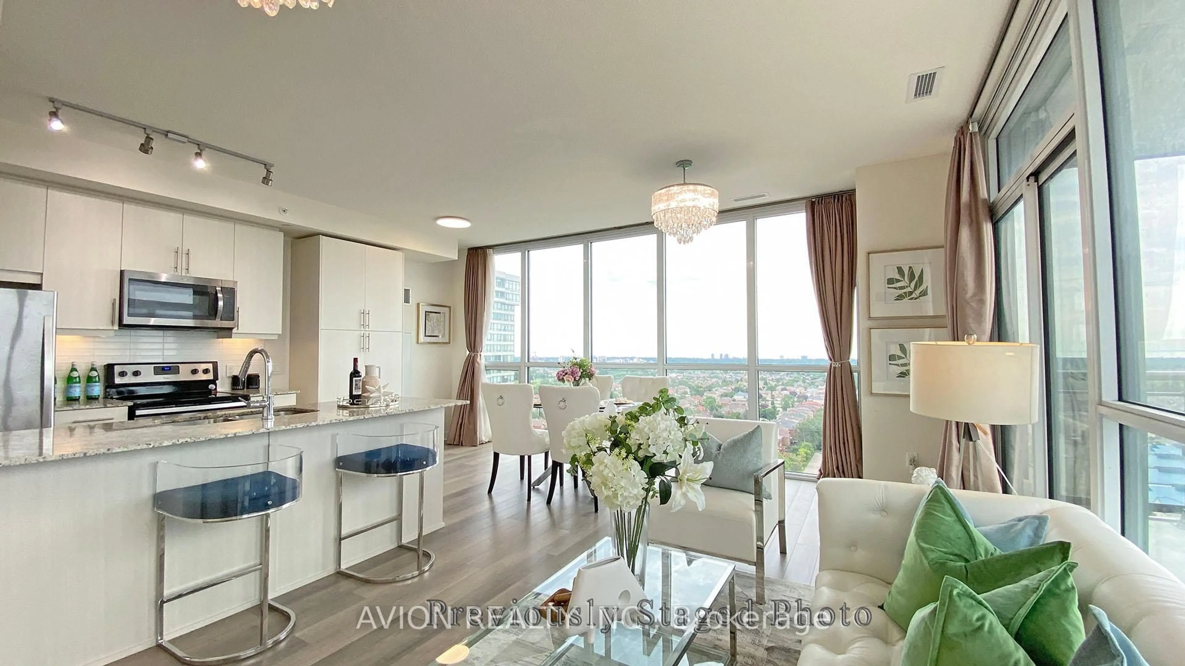 Unknown for 3975 Grand Park Dr #1704, Mississauga Ontario L5B 0K4