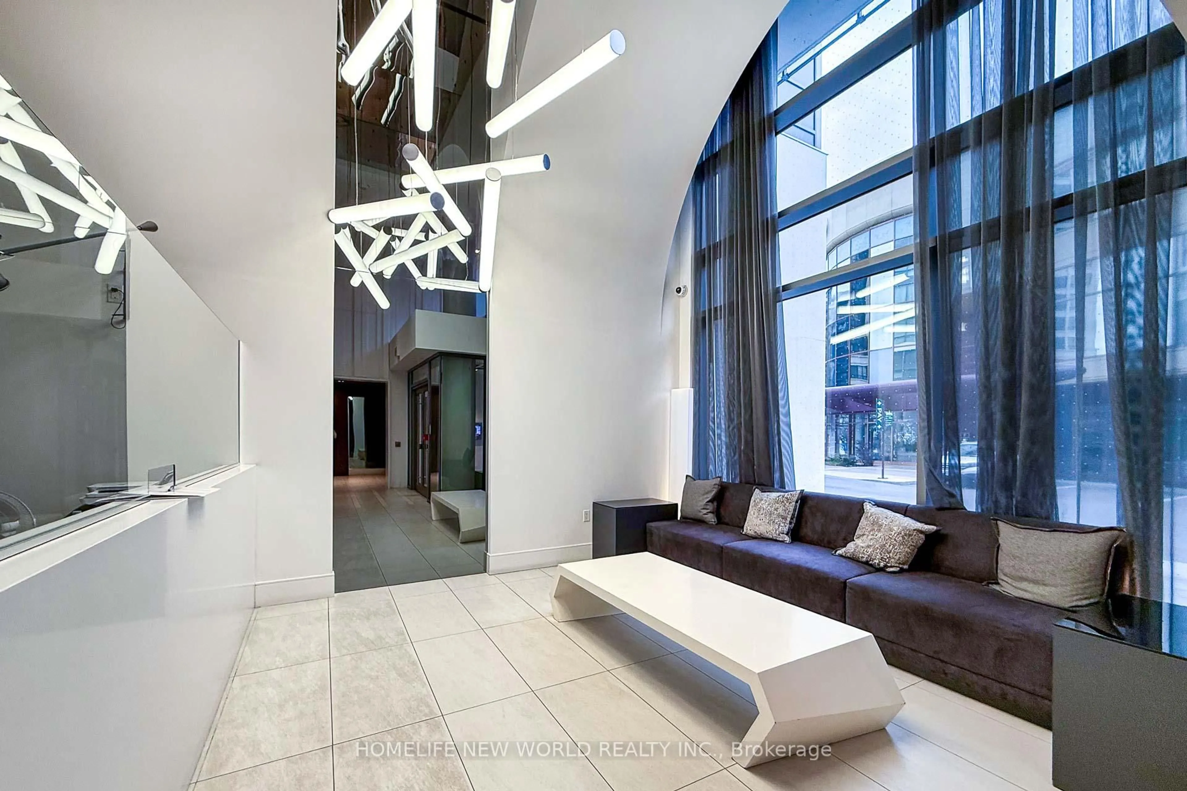 Indoor foyer for 10 De Boers Dr #TH04, Toronto Ontario M3J 0L6