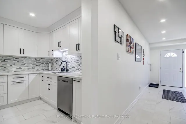 Additional property image - 1755 RATHBURN Rd Unit 31