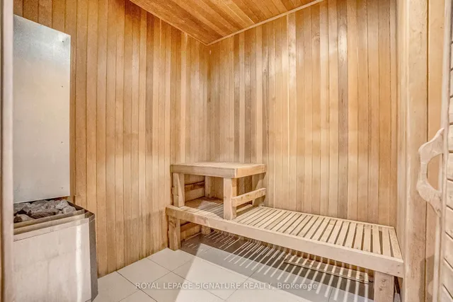 Additional property image - 33 Shore Breeze Dr Unit 1105