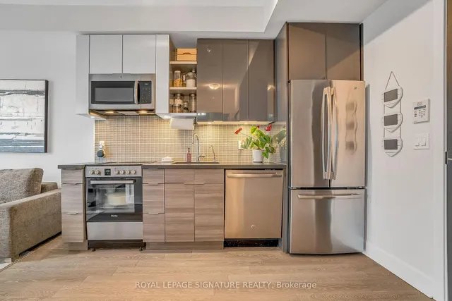Additional property image - 33 Shore Breeze Dr Unit 1105