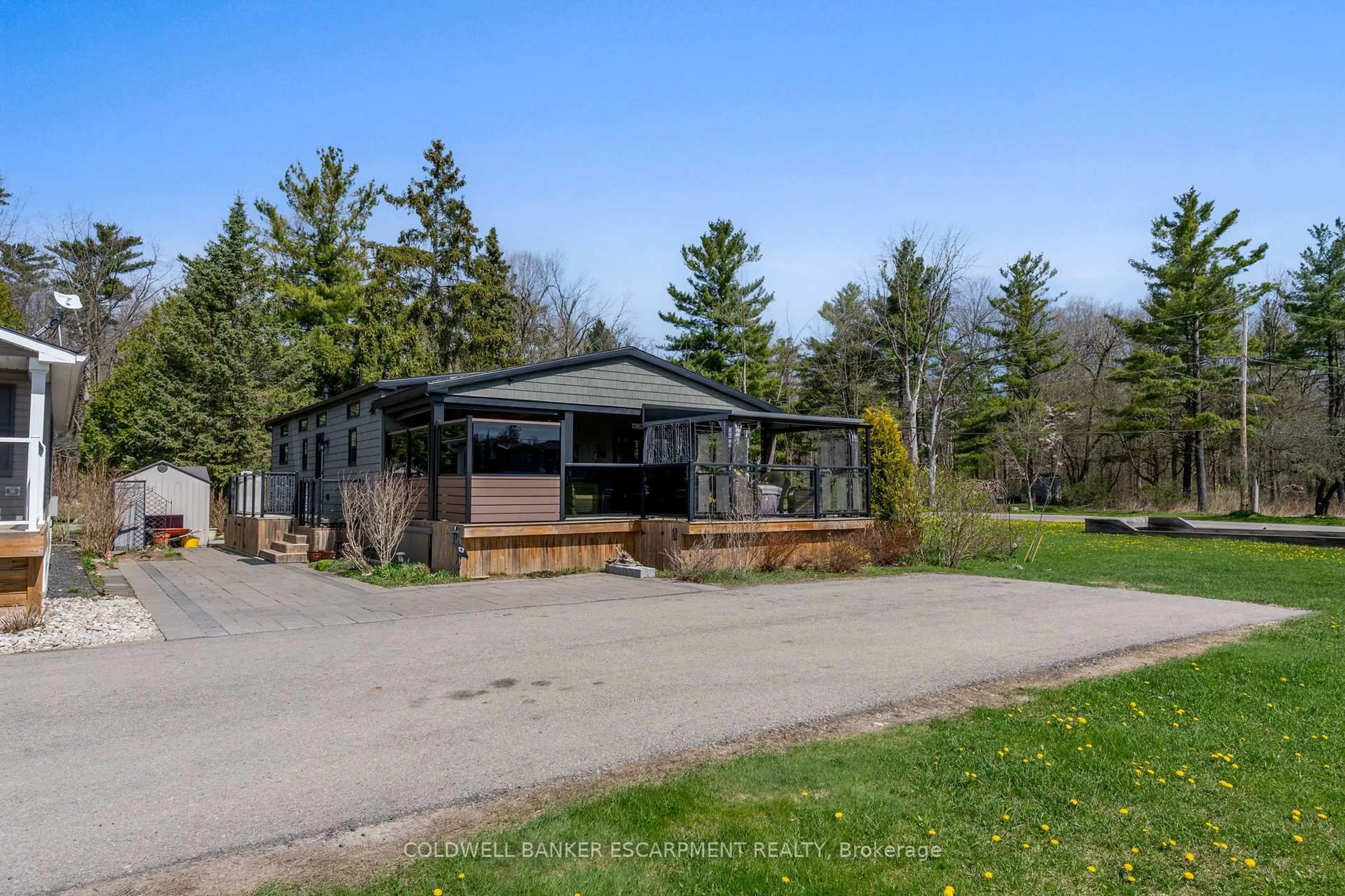 Unknown for 4449 Milburough Line #13 Oak, Burlington Ontario L7P 0C5