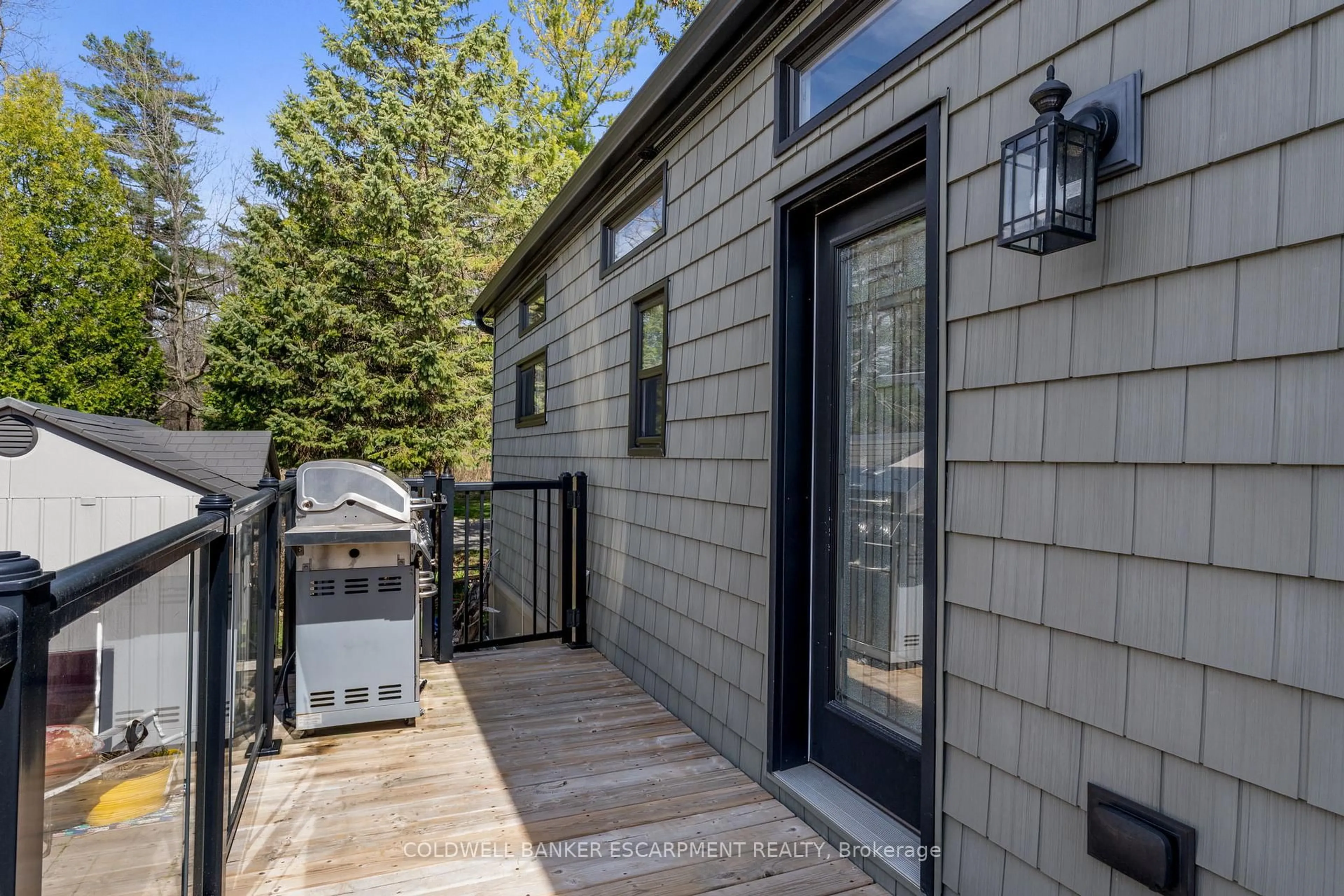 Patio, street for 4449 Milburough Line #13 Oak, Burlington Ontario L7P 0C5