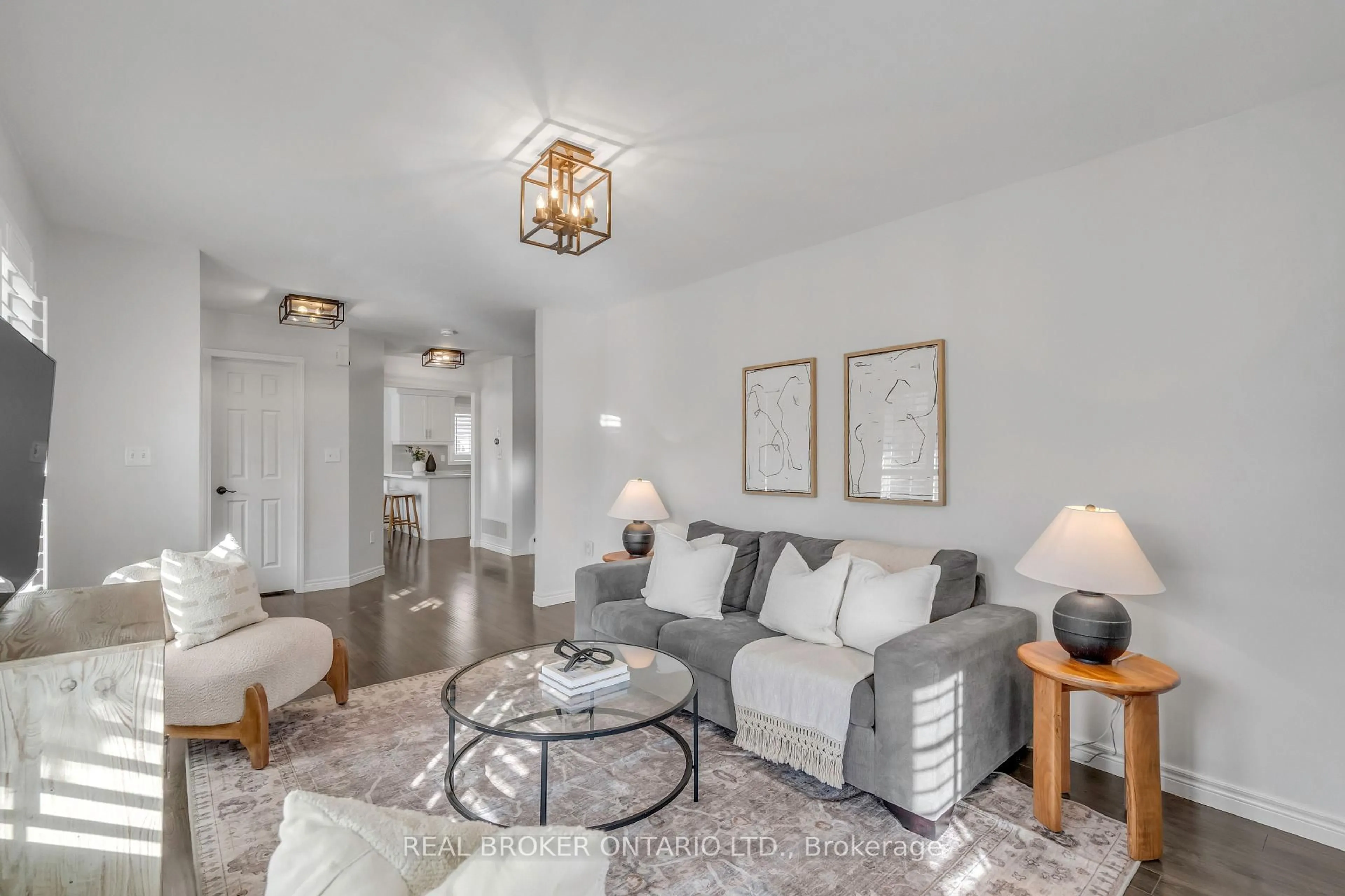 Living room with furniture, unknown for 93 Gollins Dr, Milton Ontario L9T 6J9