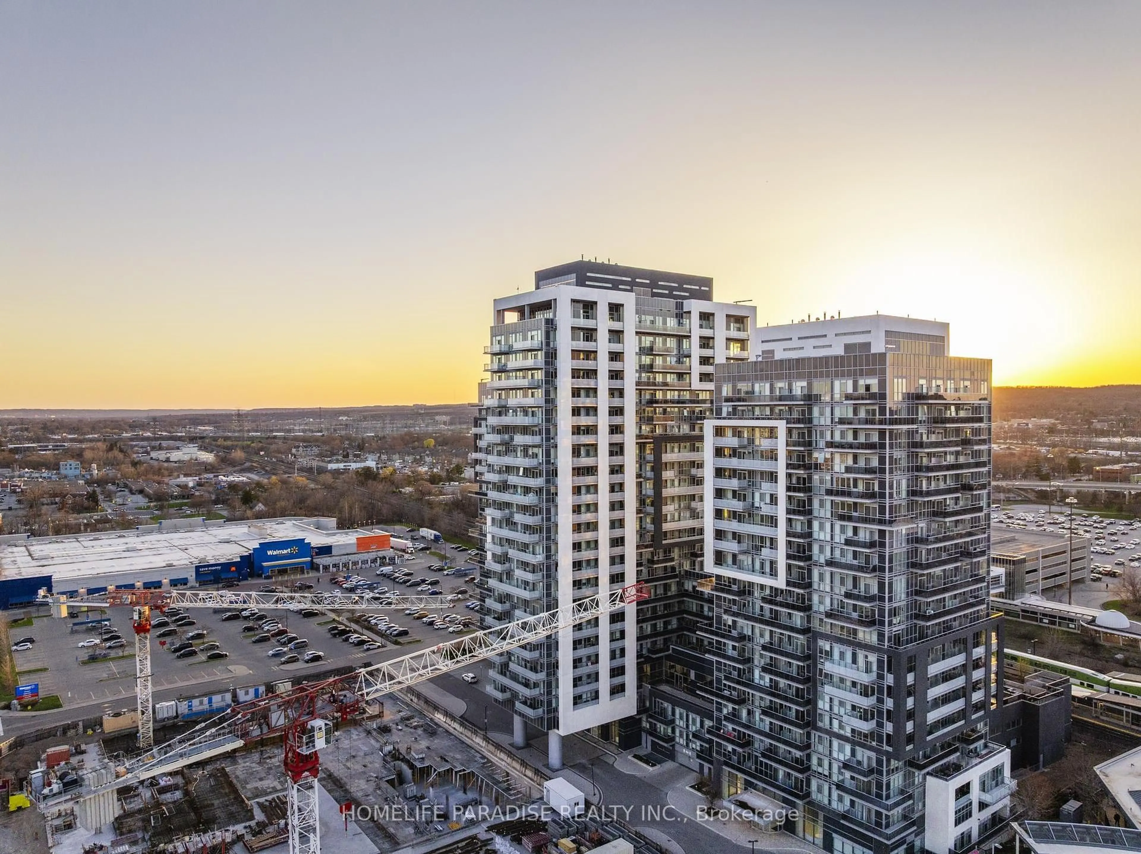 A pic from outside/outdoor area/front of a property/back of a property/a pic from drone, city buildings view from balcony for 2087 Fairview St #1407, Burlington Ontario L7R 0E5