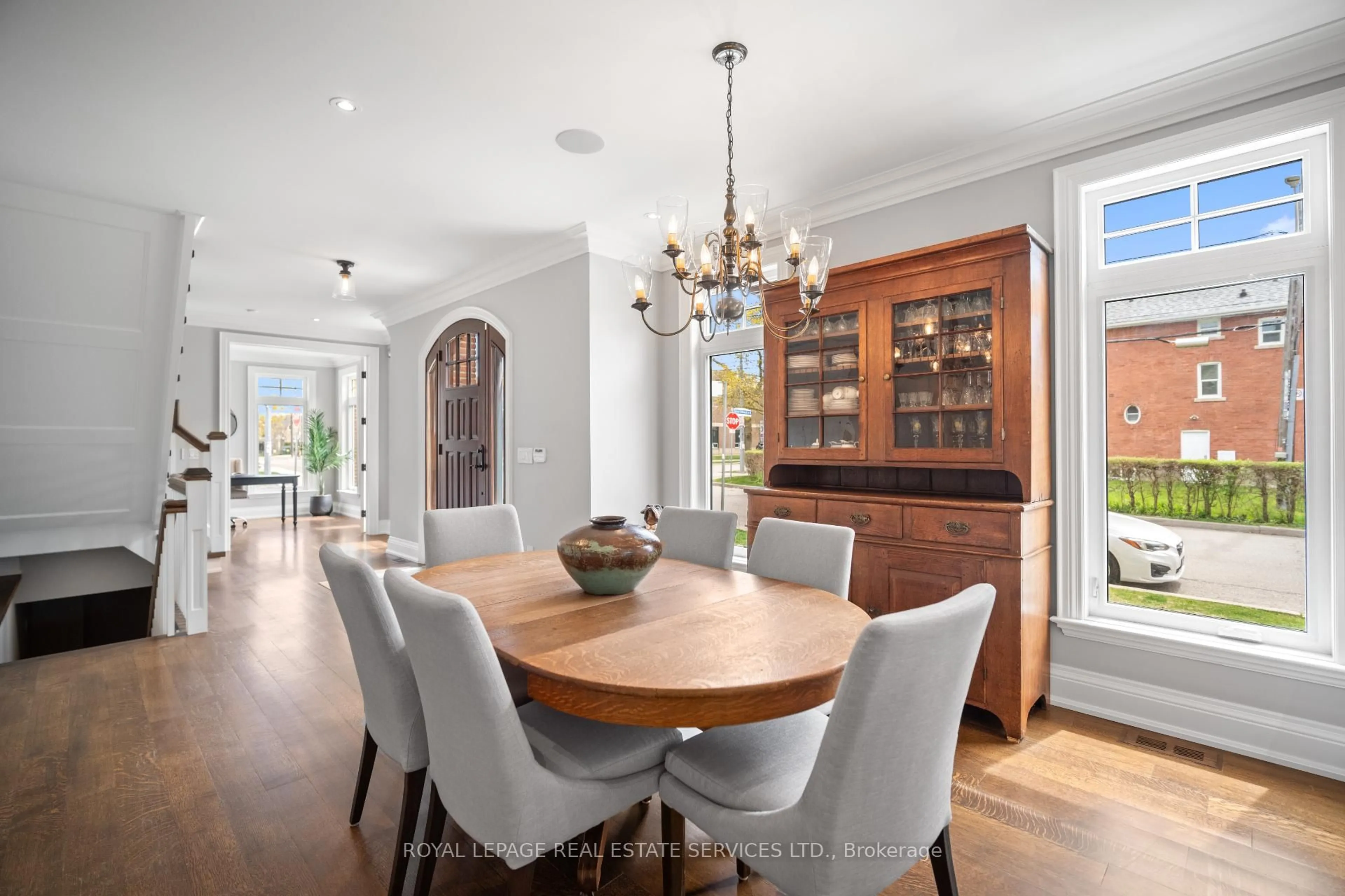 Dining room, unknown for 546 Prince Edward Dr, Toronto Ontario M8X 2M7