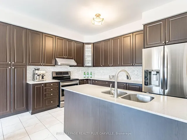 Additional property image - 448 McGibbon Dr