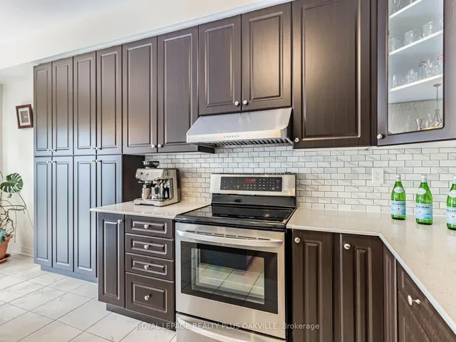 Additional property image - 448 McGibbon Dr