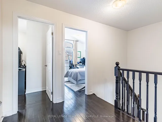Additional property image - 448 McGibbon Dr