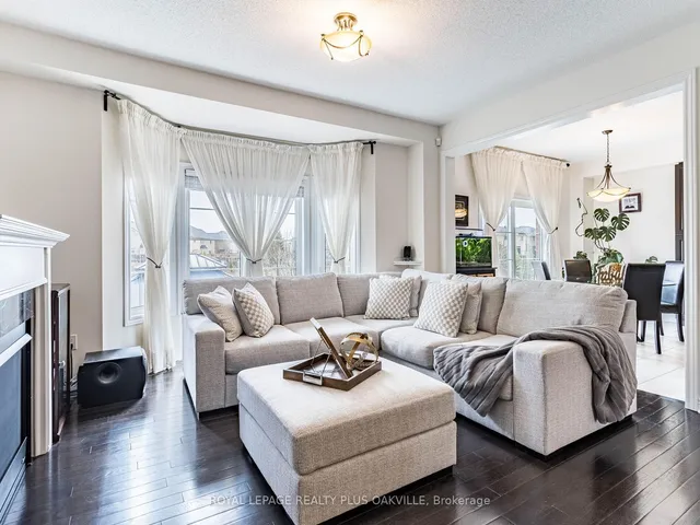 Additional property image - 448 McGibbon Dr