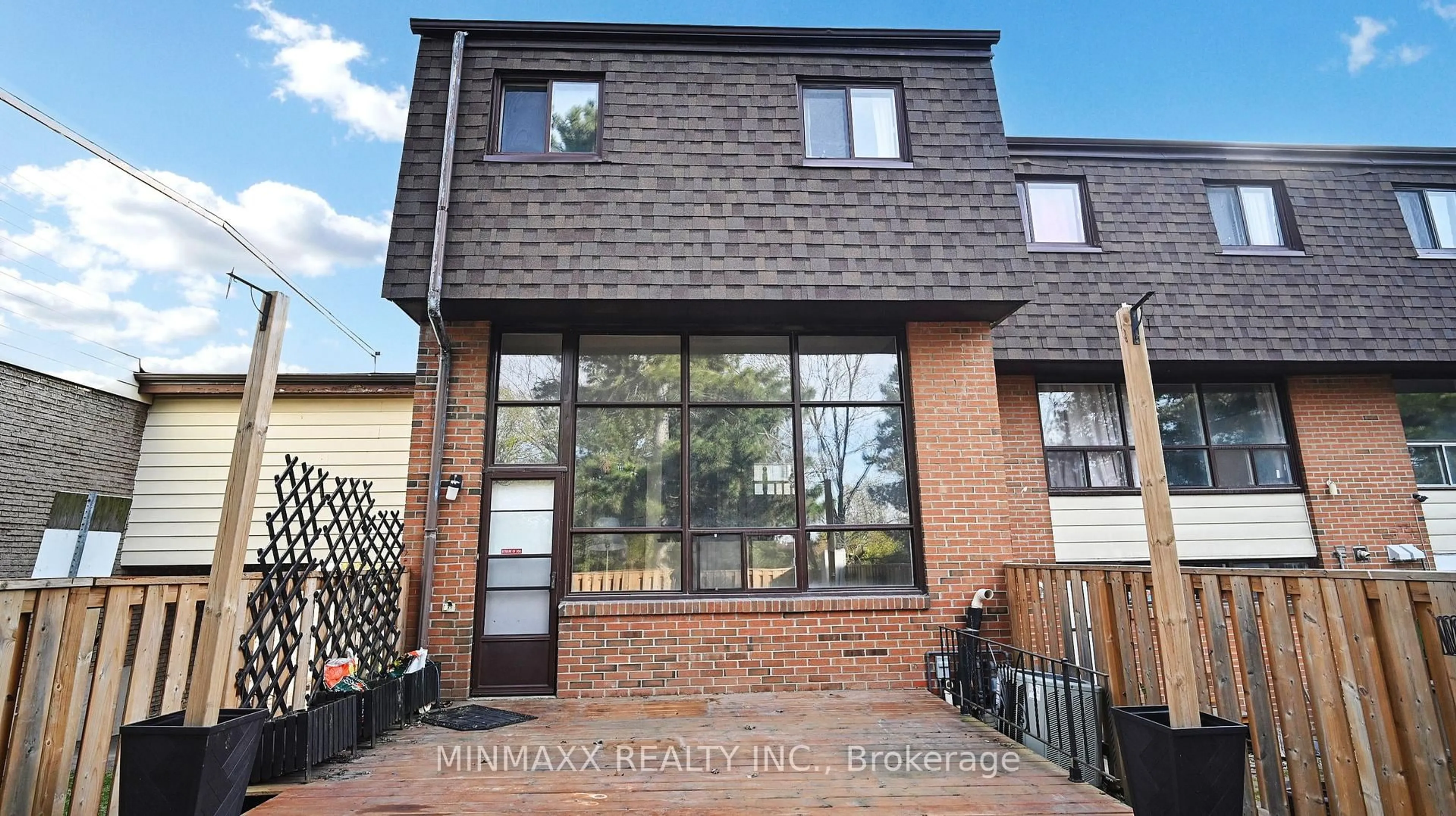 Home with brick exterior material, street for 180 Mississauga Valley Blvd #13, Mississauga Ontario L5A 3M2