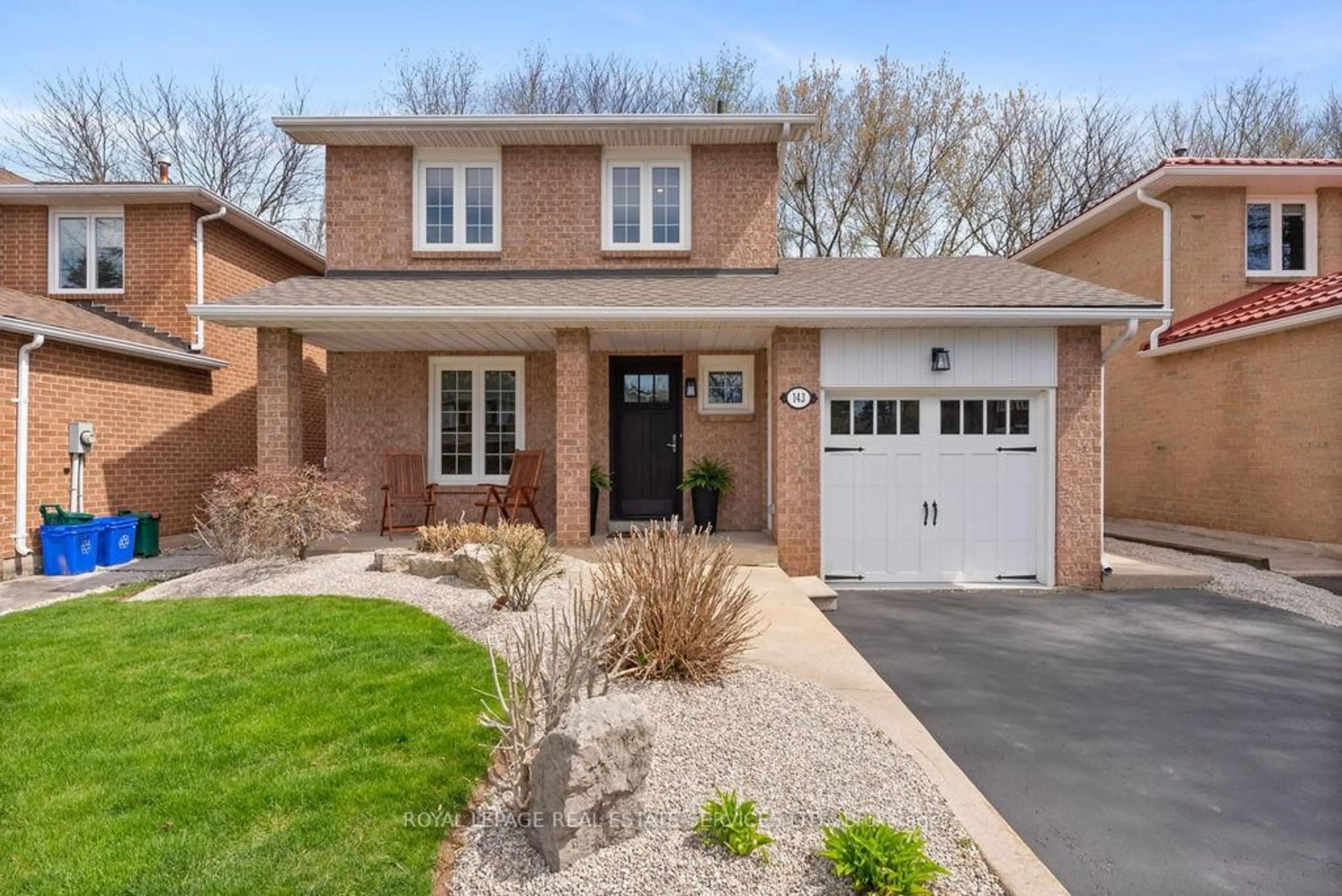 Home with brick exterior material, street for 143 Speyside Dr, Oakville Ontario L6L 5Y1