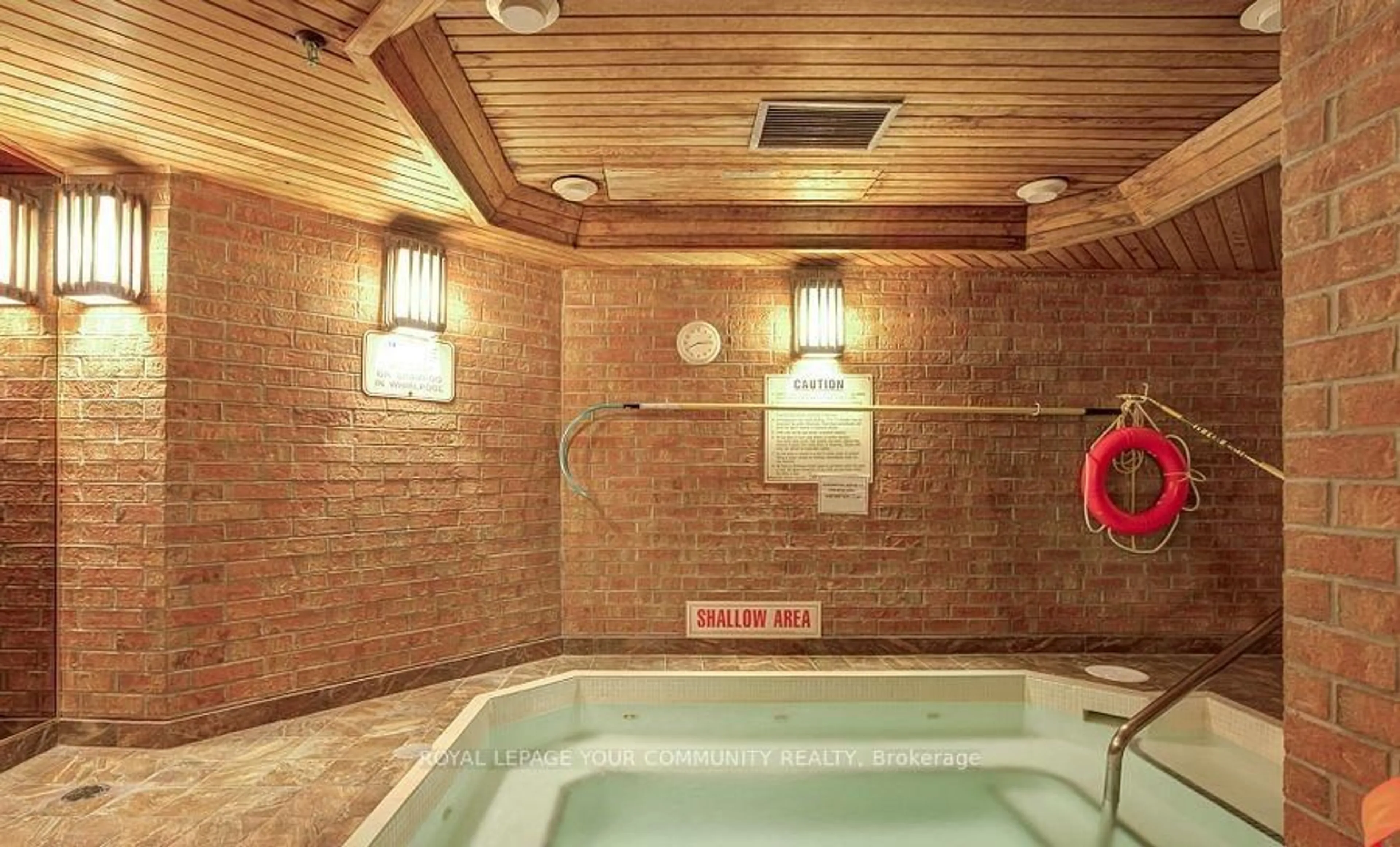 Pool for 3845 Lake Shore Blvd #1608, Toronto Ontario M8W 4Y3