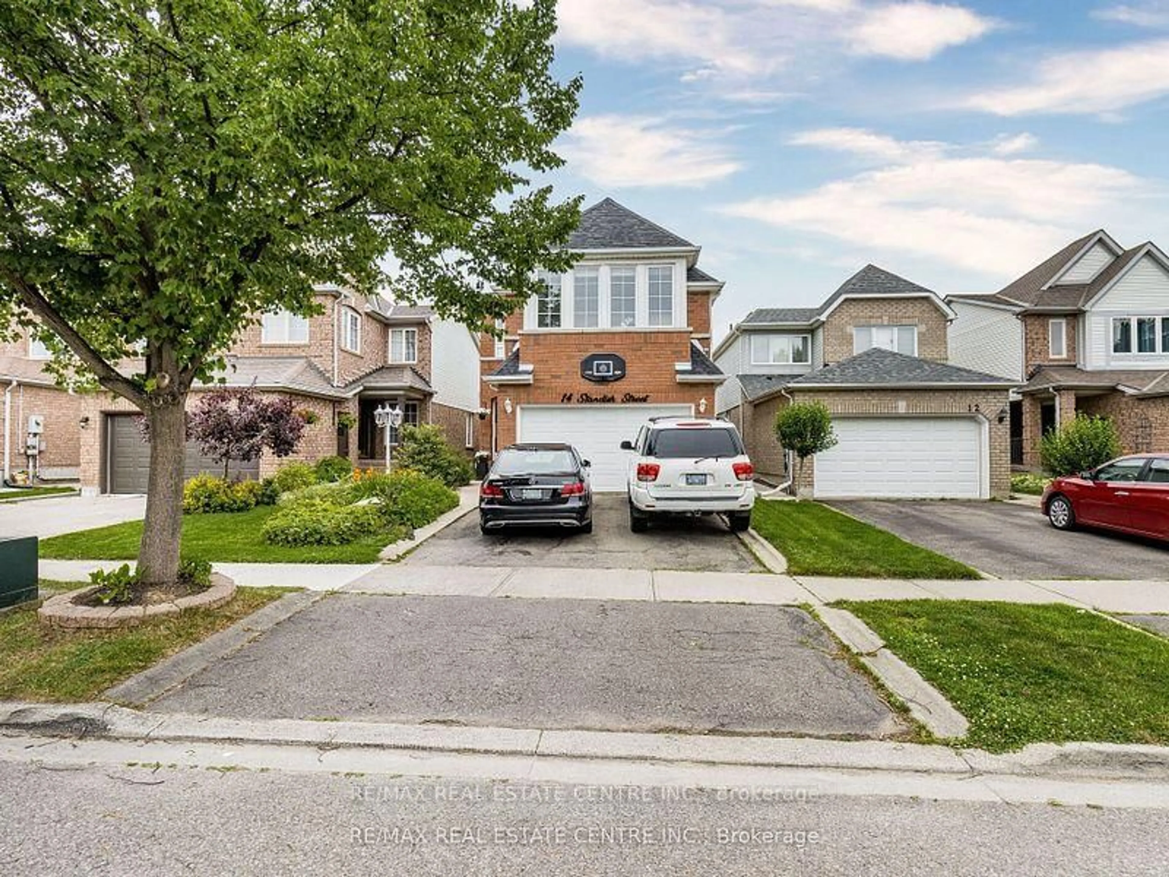 Unknown for 14 Standish St, Halton Hills Ontario L7G 5V6