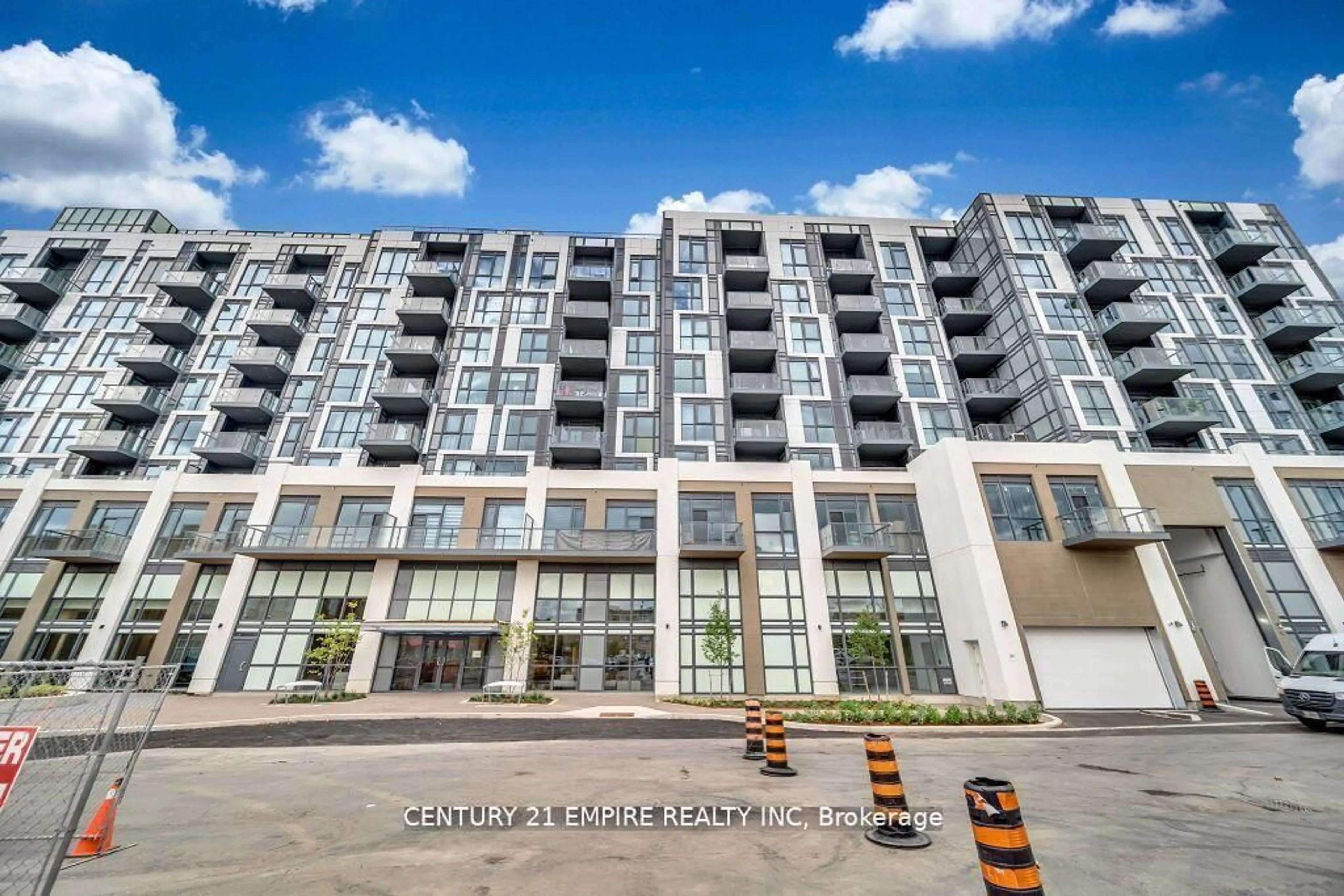 Unknown for 509 Dundas St #317, Oakville Ontario L6M 4M2