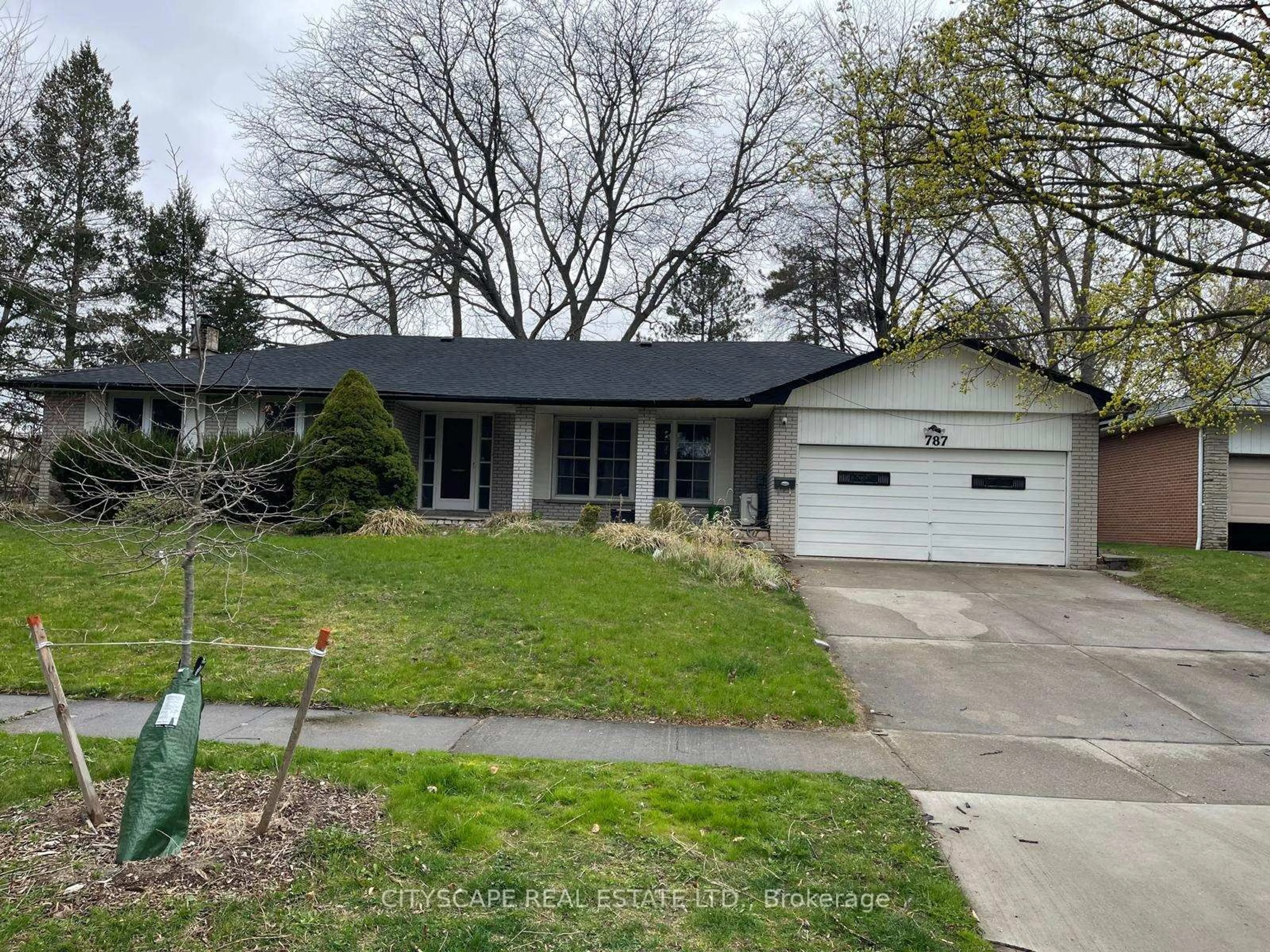 Unknown for 787 Dack Blvd, Mississauga Ontario L5H 1E5