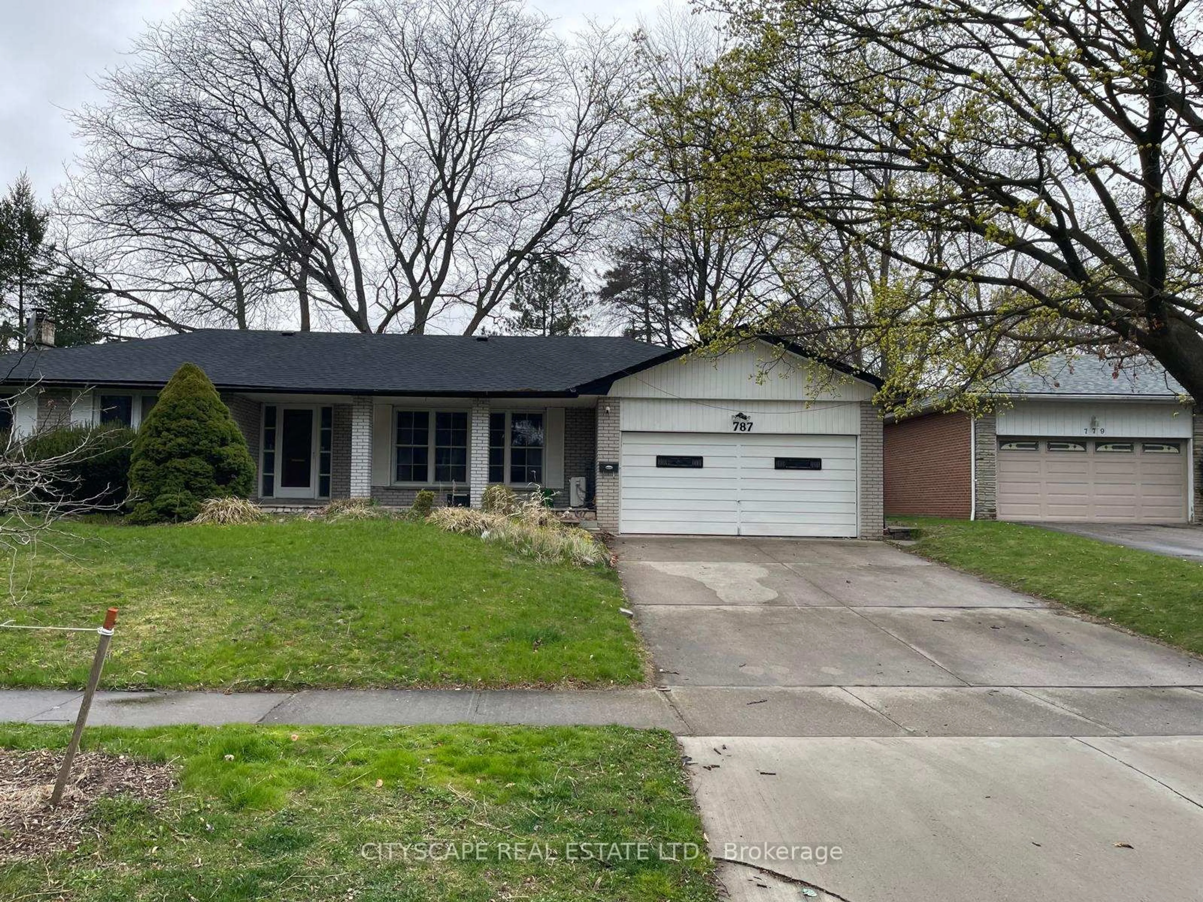 Unknown for 787 Dack Blvd, Mississauga Ontario L5H 1E5