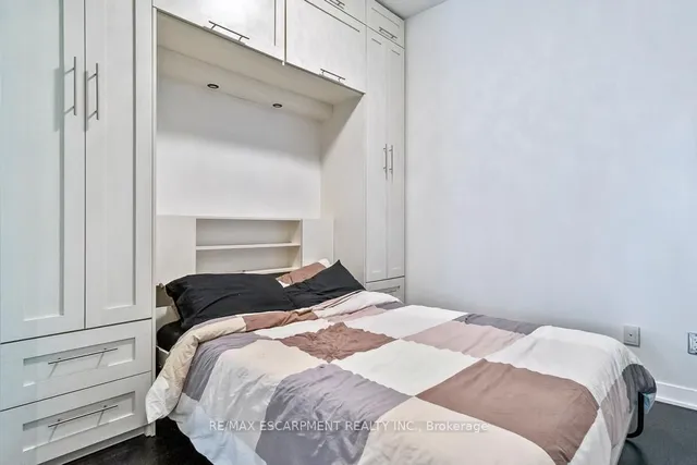 Additional property image - 88 Park Lawn Rd Unit 607