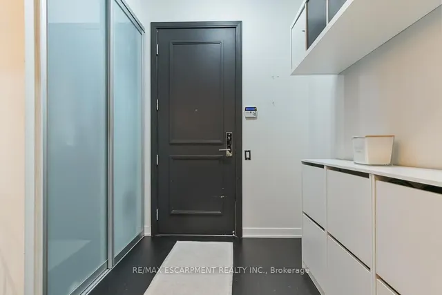 Additional property image - 88 Park Lawn Rd Unit 607