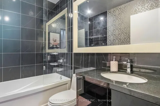 Additional property image - 88 Park Lawn Rd Unit 607