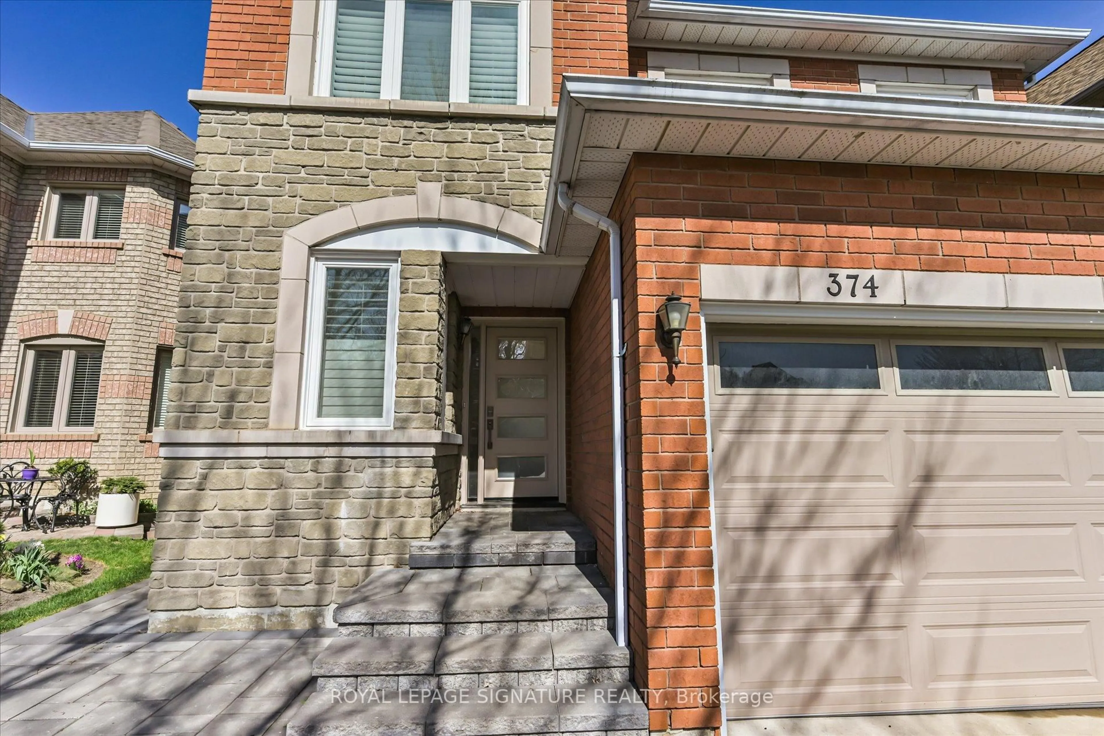 Home with brick exterior material, street for 374 Grand Highland Way, Mississauga Ontario L4Z 3V9