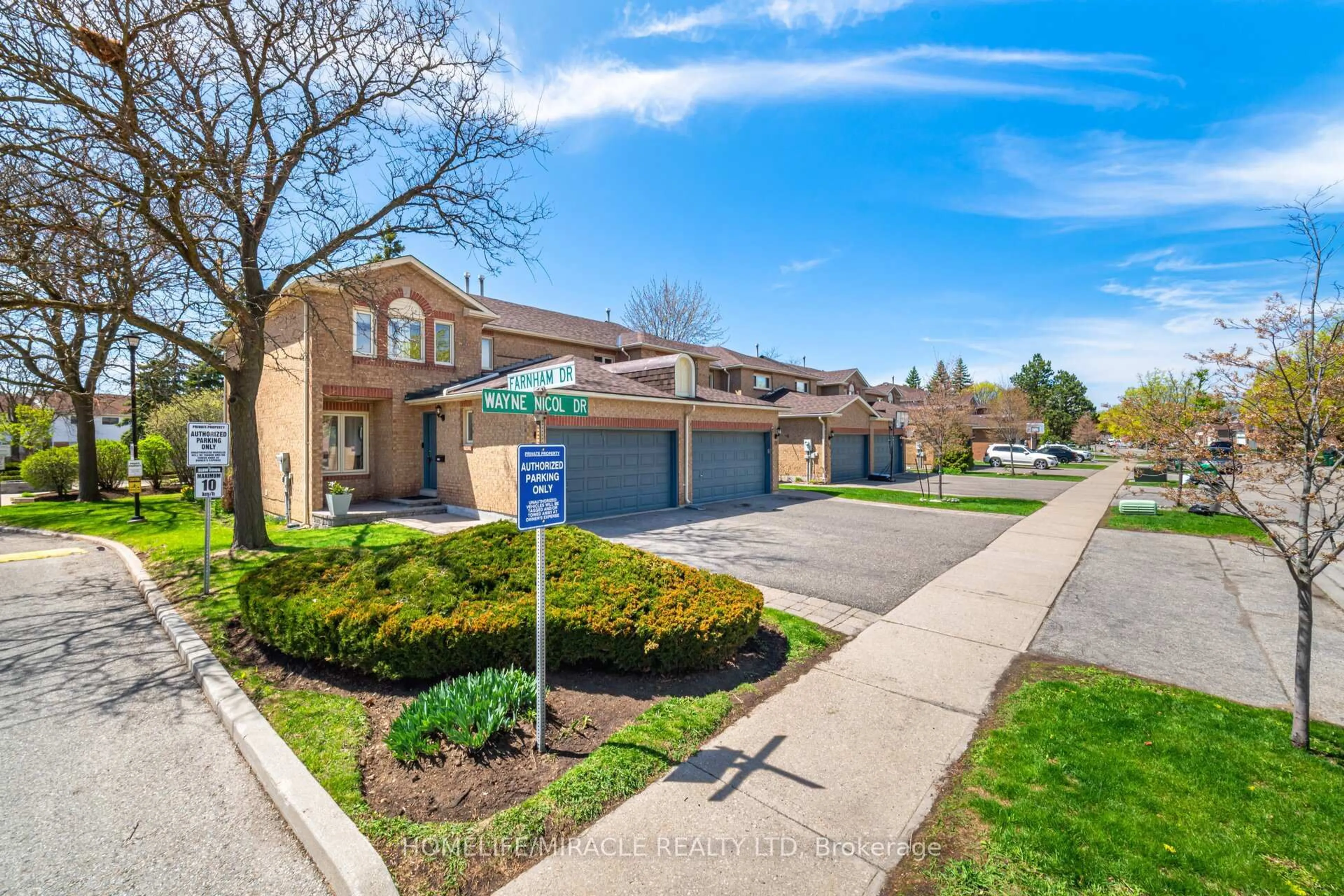 A pic from outside/outdoor area/front of a property/back of a property/a pic from drone, street for 20 Wayne Nicol Dr #18, Brampton Ontario L6X 4H8